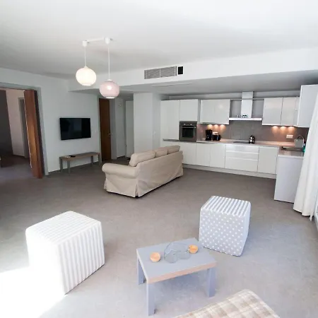 1 Bedroom Seafront Apart W/pool, Garden, Free Wifi Appartement Göcek