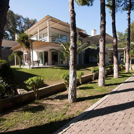1 Bedroom Seafront Apart W/pool, Garden, Free Wifi * Göcek