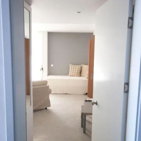 1 Bedroom Seafront Apart W/pool, Garden, Free Wifi Daire *