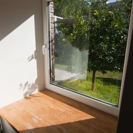 Daire 1 Bedroom Seafront Apart W/pool, Garden, Free Wifi